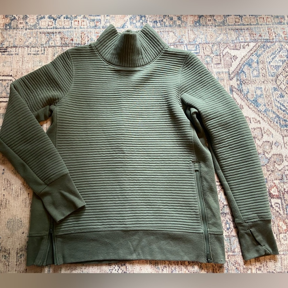 All in Motion green sweatshirt, women’s Small